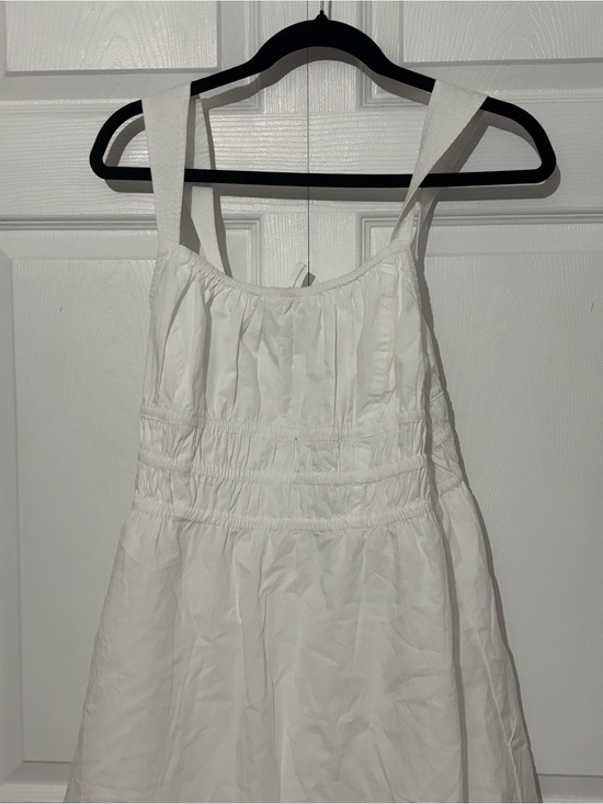 Aritzia Dresses & Skirts - ARITZIA GRADUATION DRESS